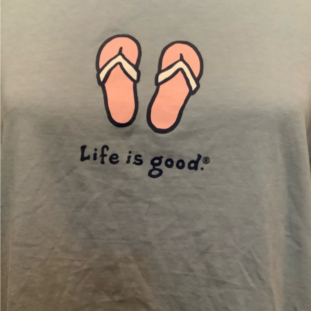 Life Is Good Women's Light Blue Beach Tank Top with Pink Graphic Flip Flops - Picture 3 of 7